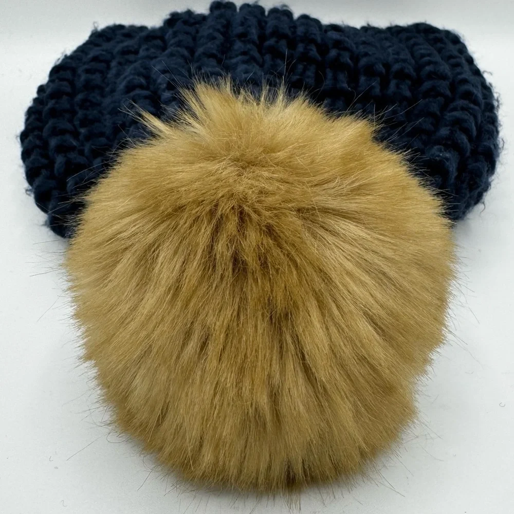 Kyi Kyi Canada Wool Blend Navy Pom Pom‎ Beanie